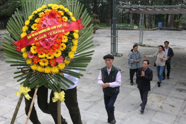 VỀ THĂM NGHĨA TRANG TRƯỜNG SƠN NHỮNG NGÀY GIÁP TẾT NGUYÊN ĐÁN TÂN SỬU NĂM 2021 VỀ THĂM NGHĨA TRANG TRƯỜNG SƠN NHỮNG NGÀY GIÁP TẾT NGUYÊN ĐÁN TÂN SỬU NĂM 2021